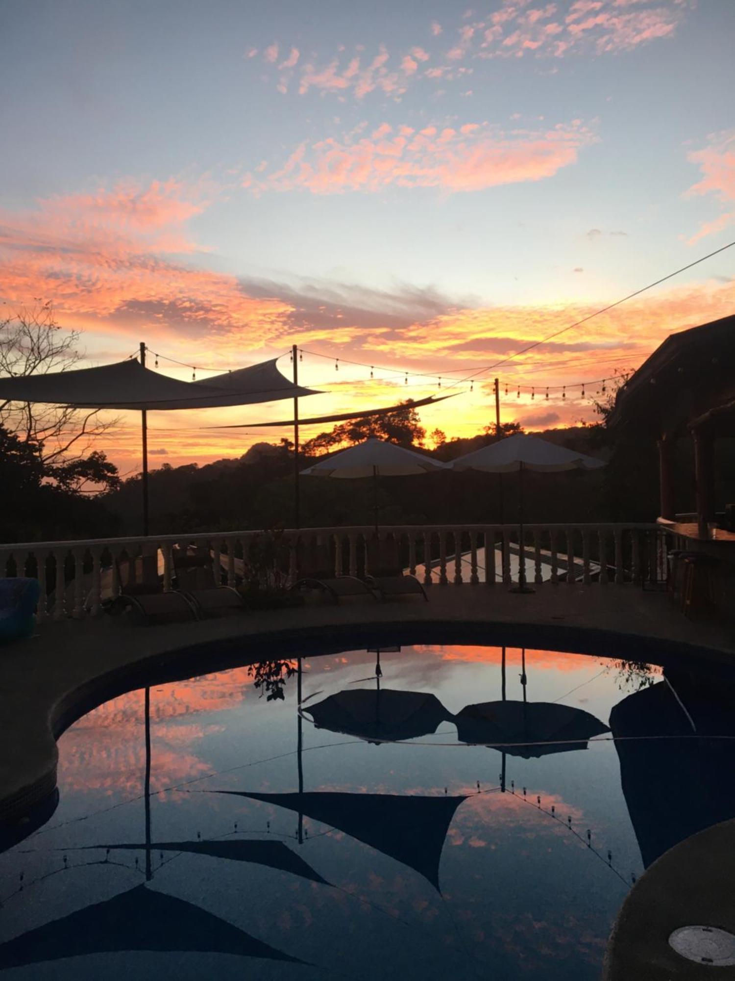 Mango Tree Villas Coronado Экстерьер фото